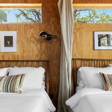 Lazo House - Riverfront With Overlooking Llano River Exterior photo